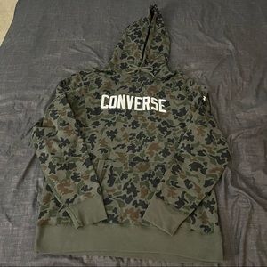 Converse pullover hoodie, army print design. Mens size XL.